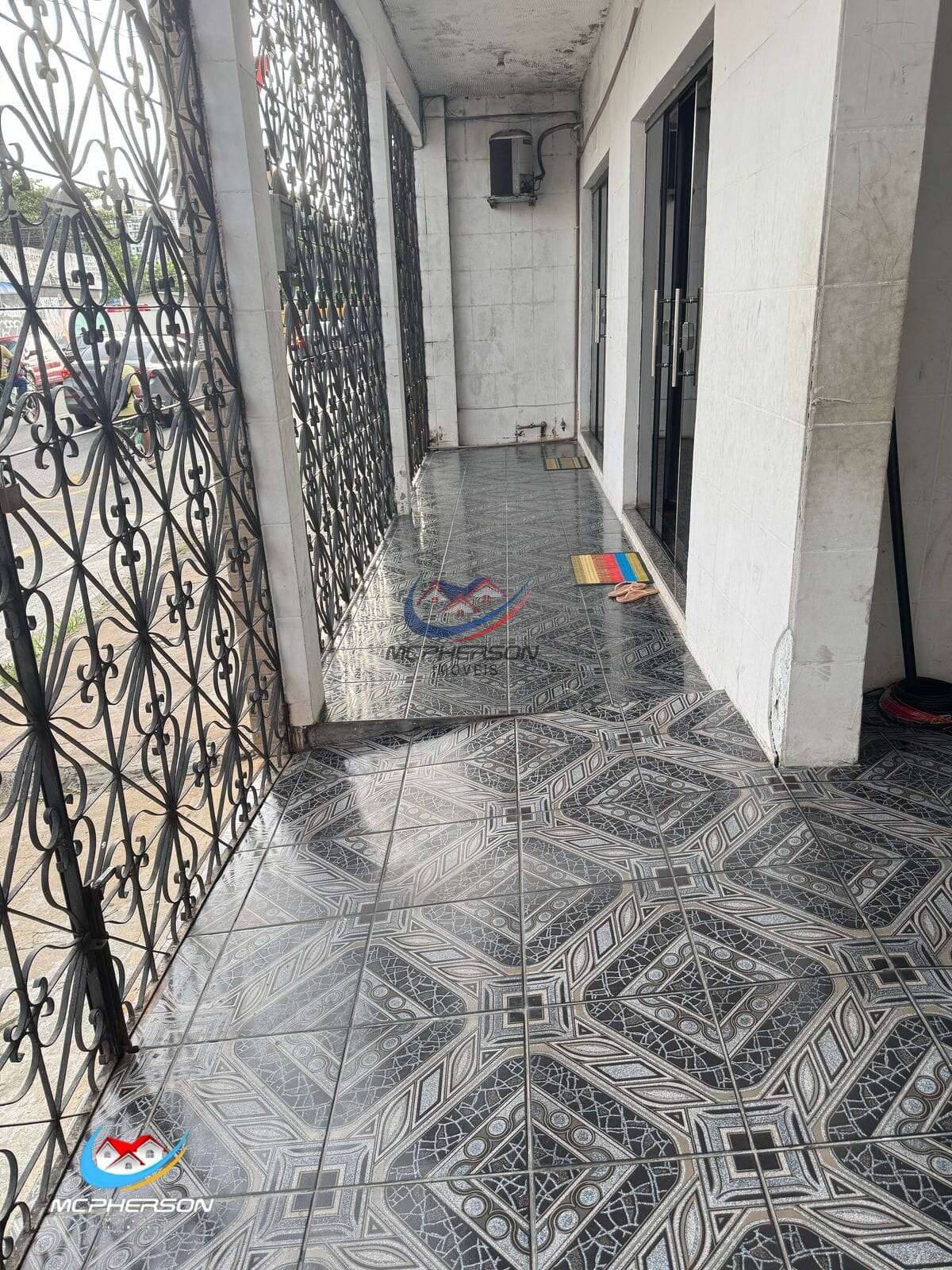  - Casa 2 pavimentos com laje para o terceiro. Excelente oportunidade na Cidade Nova 6 para empresas.