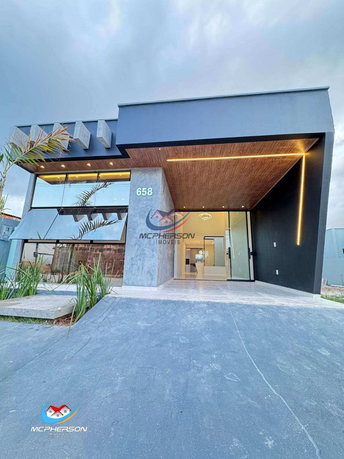 Casa Alto Padrão à venda com 3 quartos, 112m² - Centro,Ananindeua